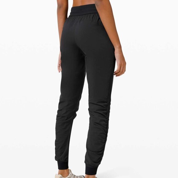 lululemon Beyond the Studio Jogger Black Size 0 - Picture 5 of 5